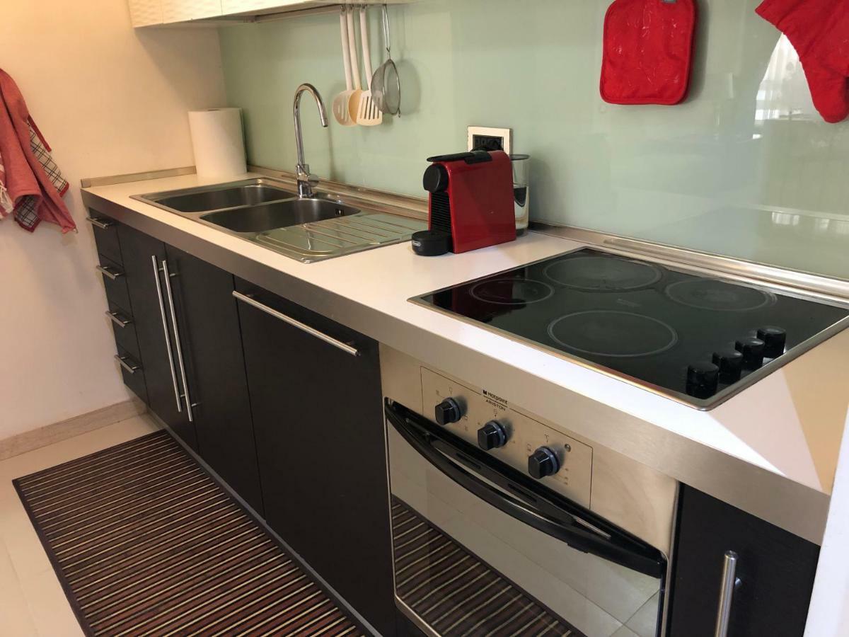 Visconti Apartment. Appartamento Roma