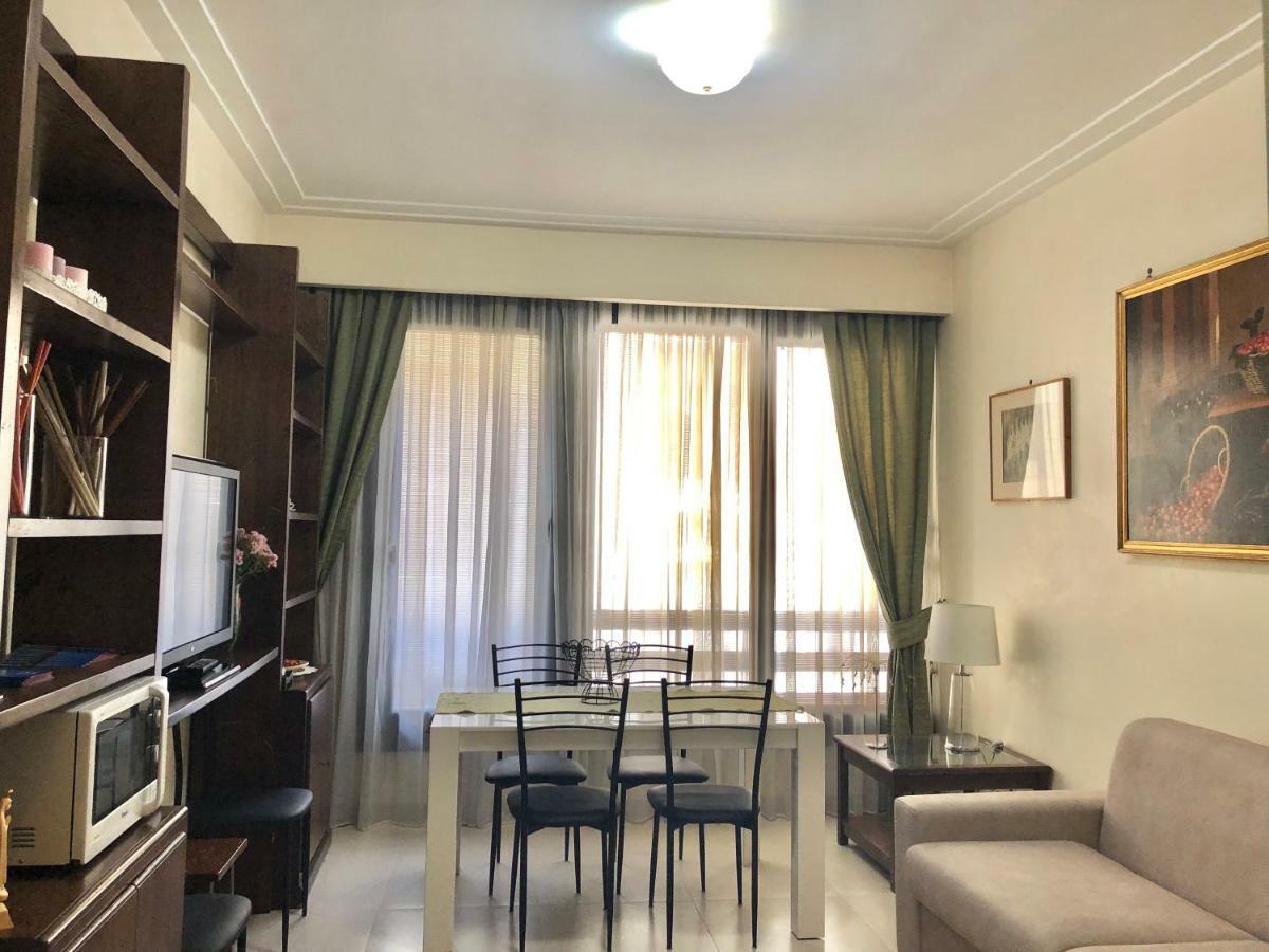 Appartamento Visconti Apartment. Roma